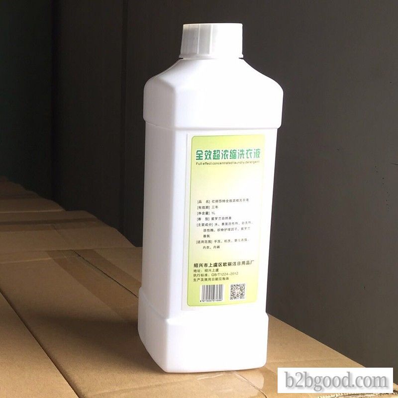 清洁剂完全浓缩在一公斤的塑料瓶中