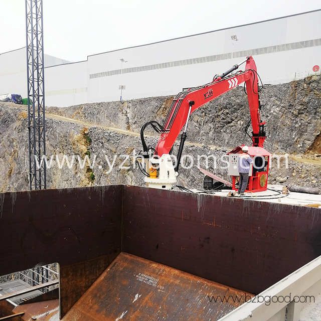 YZH Stationary Rockbreaker in Crushing Lines